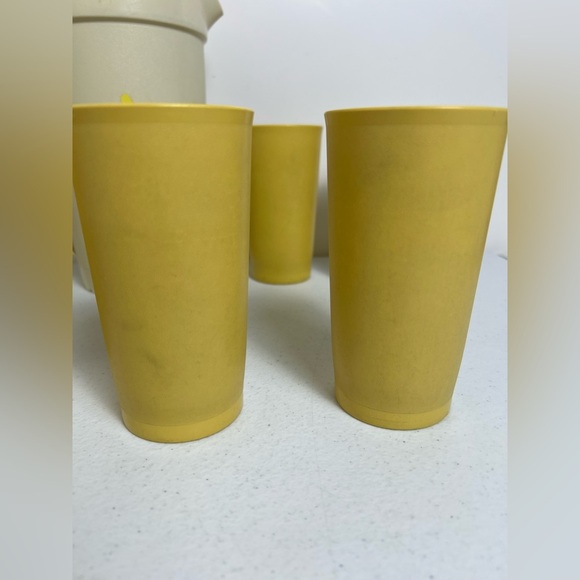 Vintage Cream and Yellow Pitcher Set - Picture 5 of 14